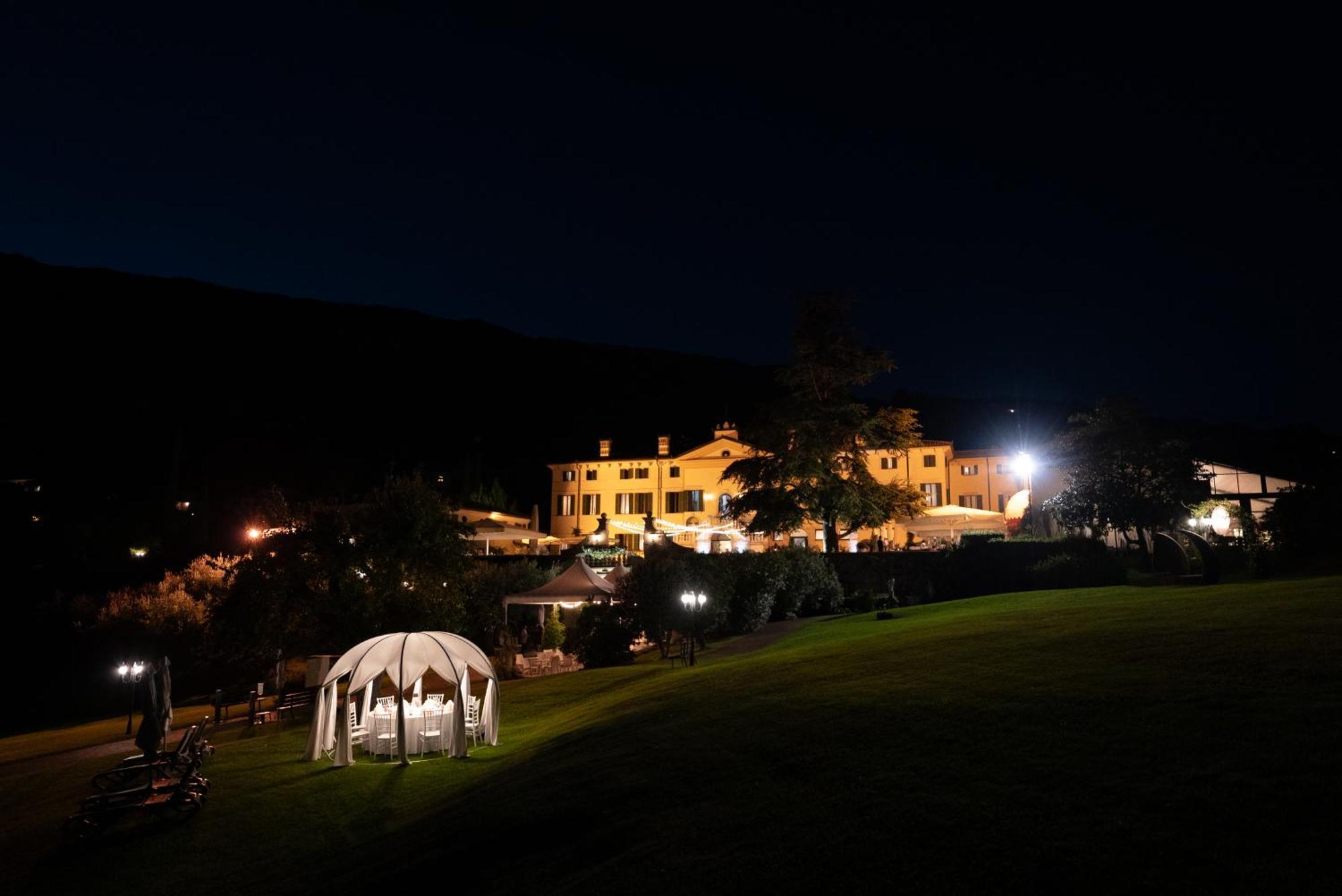 Hotel Villa Cariola Caprino Veronese Exterior foto